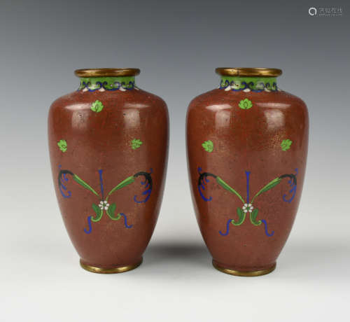 Two Japanese Red Cloisonne Vase,20th C.