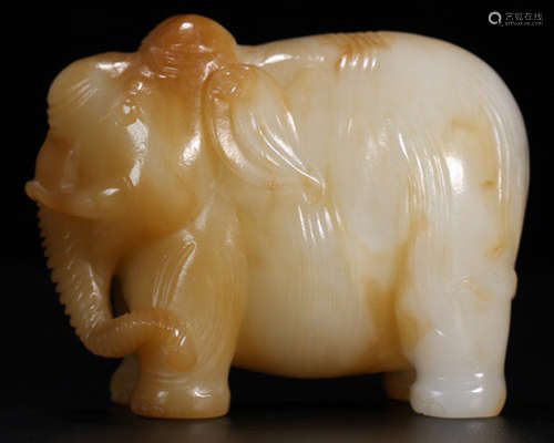 A HETIAN JADE CARVED ELEPHANT