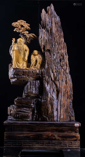 A NAN WOOD CARVED FIGURE SHAPED ORNAMENT