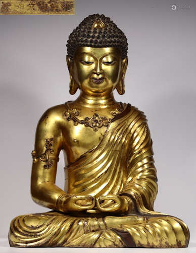 A GILT BRONZE CASTED AMITABHA BUDDHA STATUE