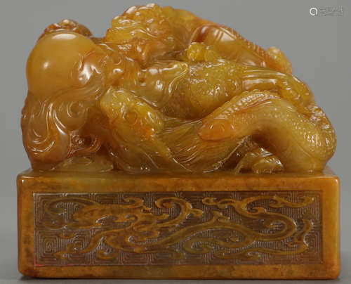 A TIANHUANG STONE SQUARE SEAL CARVED WITH DRAGON