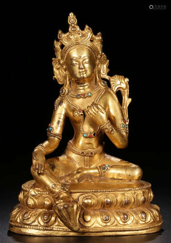 A GILT BRONZE CASTED TARA BUDDHA STATUE