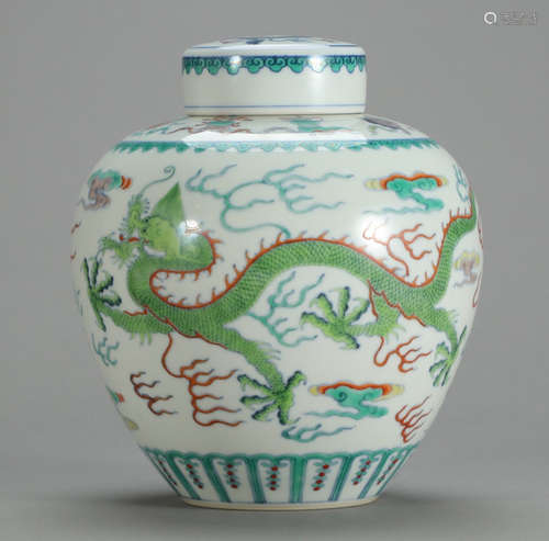 QIANLONG MARK, CHINESE DOUCAI DRAGON JAR W/ COVER