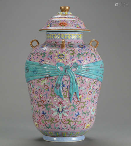 QIANLONG MARK, CHINESE FAMILLE ROSE FLOWER JAR W/ COVER