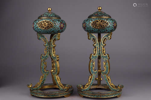 PAIR OF CHINESE CLOSONNIE ORNAMENT