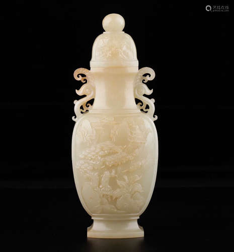 CHINESE CARVED HETIAN JADE VASE W/ COVER