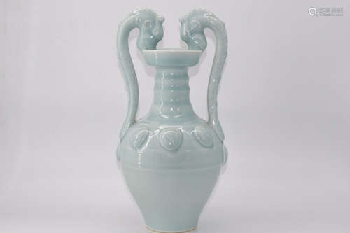 YONGZHENG MARK, CHINESE CELADON DRAGON VASE