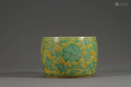 XUANDE MARK, CHINESE TRI-COLOR JAR