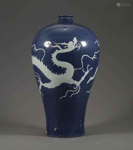 CHINESE BLUE GLAZED VASE