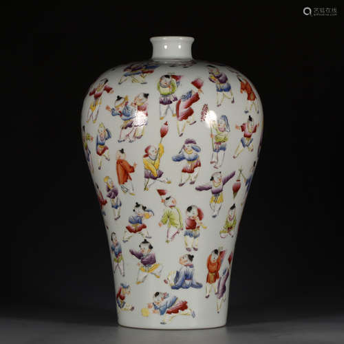 YONGZHENG MARK, CHINESE FAMILLE ROSE VASE