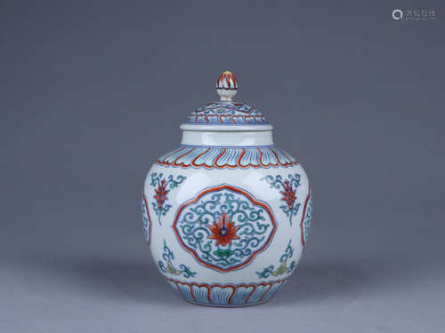 CHINESE DOUCAI FLOWER JAR