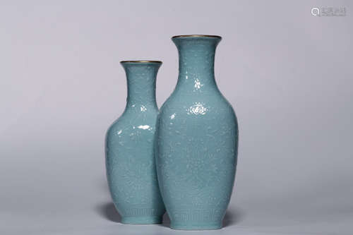 QIANLONG MARK, CHINESE LVSONG COLORED VASE