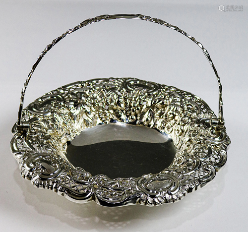 A Victorian sterling basket fashioned in the Ro…