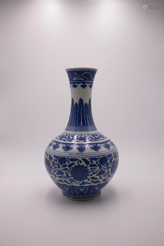 A Chinese Blue and White Bottled Vase