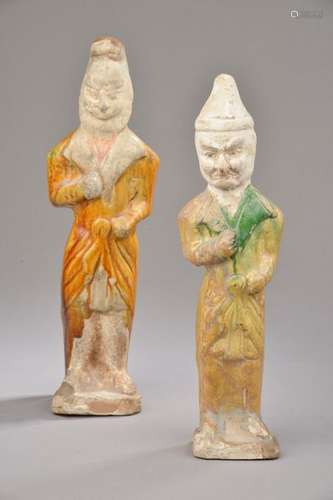 CHINA TANG Period (618 907). Two statuettes of sta…