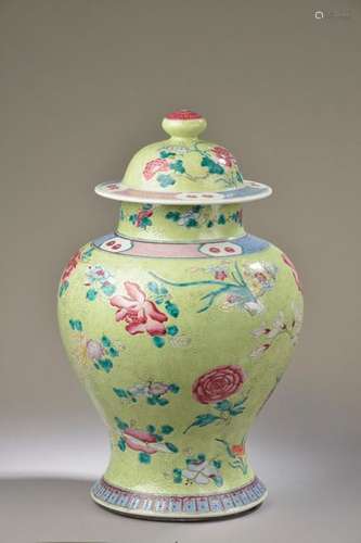 CHINA 19th century. Baluster vase covered in polyc…