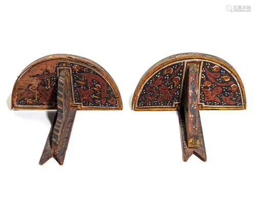 A Pair of Painted Wood Brackets Height 16 …