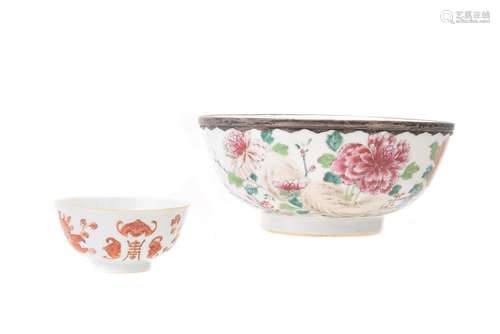 A Chinese Export 'Famille Rose' bowl