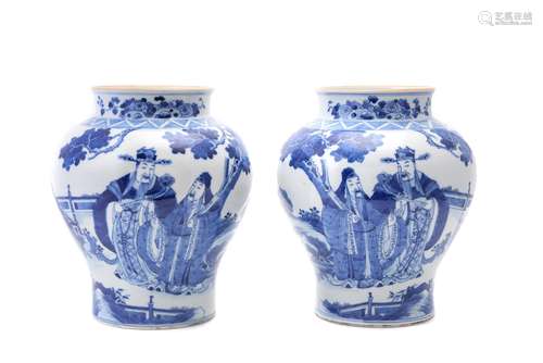 A pair of Chinese blue and white vases