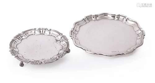 An Edwardian silver shaped circular salver by Isadore Leapman