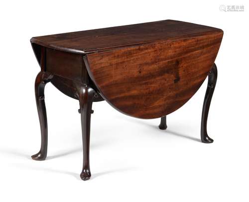 A George II mahogany drop leaf dining table