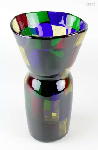 Murano Glasvase Pezzato, zylinderförmiger Glaskorpus mit trichterförmigem Hals, verschiedenfarbige