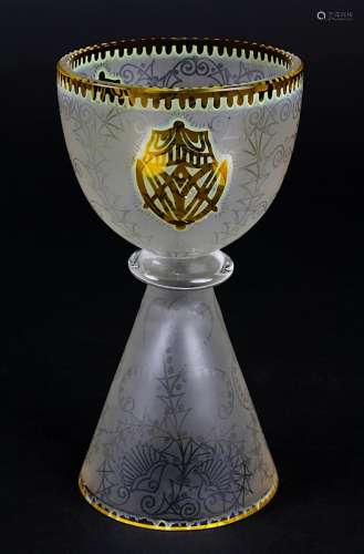 Pokalglas, Beyermann & Co, Glasraffinerie Haida um 1916, Klarglas mit floralem handgemaltem Dekor,