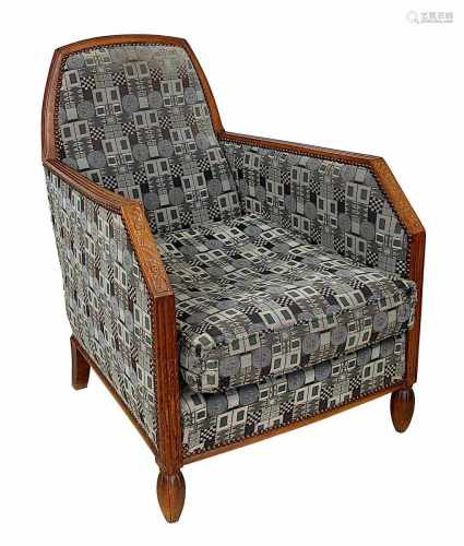 Sessel, Art Déco, Frankreich um 1930, gekantete Form, Buchenholz, Lehnen u. Front mit Kanneluren
