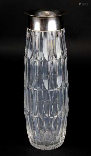 Kristallvase mit Silbermündung, Haida um 1914, Ausführung wohl Oertel, Kristallklarglas, Wandung