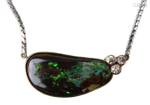 Weißgold-Collier mit Boulder-Opal und Brillanten, deutsch um 1970, Weißgold-Panzerkette gepunzt 585,