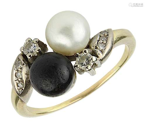 Damenring mit Diamanten, Perle und Onyx, Deutschland um 1950, 6 Diamanten im 8/8-Schliff und 2