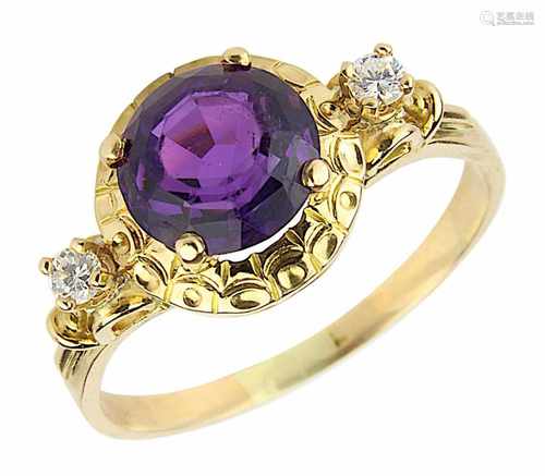 Roségold-Damenring mit Amethyst und Brillanten, Deutschland um 1950, 750er Roségold-Ringschiene,