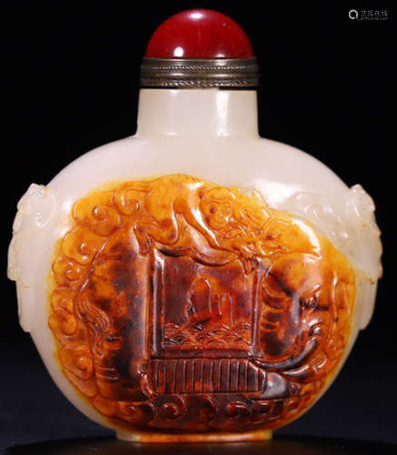 A HETIAN JADE CARVED SNUFF BOTTLE