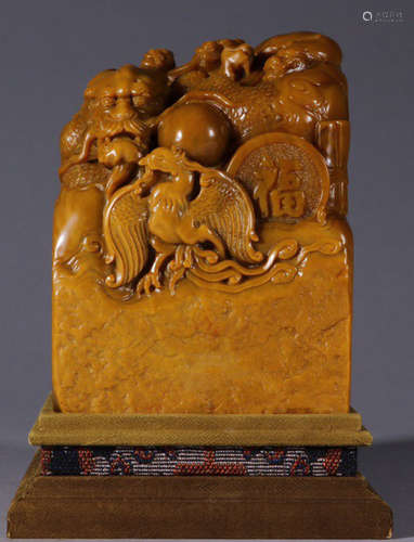 A TIANHUANG STONE CARVED SEAL