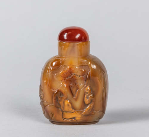 Chinese Camero Agate Snuff Bottle