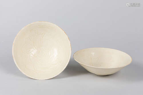 Pair Of 1950-70 Korean White Glazed Porcelain Teacups