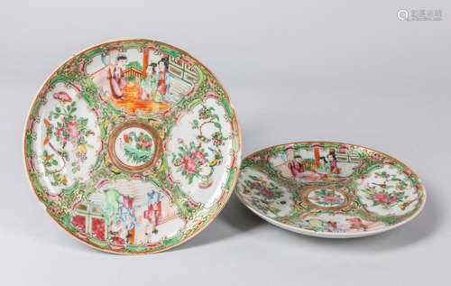 Pair 19th Chinese Antique Famille Rose Porcelain Plates