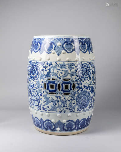 Chinese Old Blue & White Porcelain Drum Seat