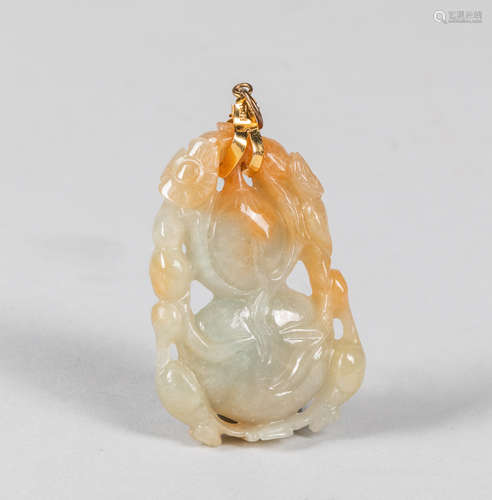 Chinese Antique Red Color Jadeite Pendant, 14k