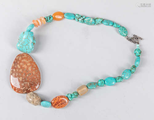 Collectible Turquoise & Cameo Agate Necklace