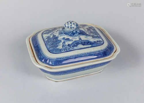 18th Chinese Export Blue White Porcelain Bowl