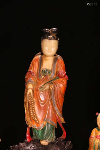 A Chinese Carved Shoushan Ross Quartz Guanyin Ornaments??Shangjun??Mark.