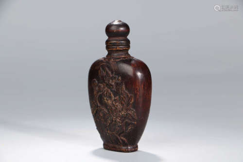 A Chinese Flower&Bird Pattern Eaglewood Snuff Bottle