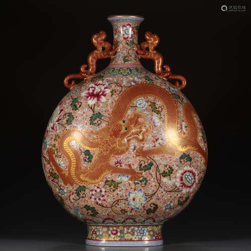 A Chinese Famile Rose Porcelain Bottle