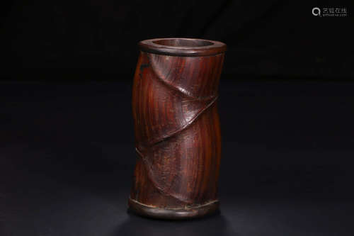 A Chinese Rohan Bamboo-Encrusted Brush Pot