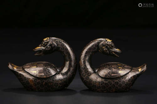 A Chinese Gold and Silver Inlaying Bronze mandarin duck  Ornament