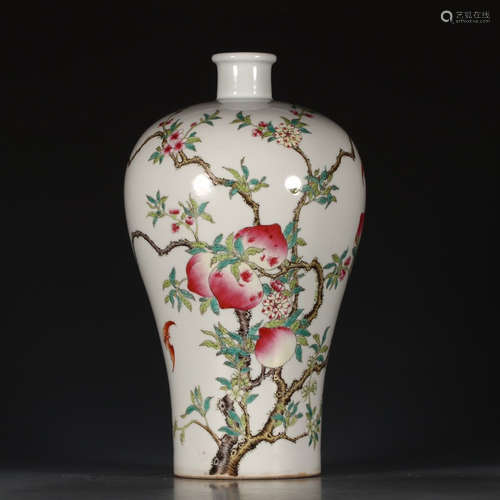 A Chinese Famile Rose Porcelain Bottle