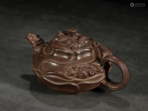 A Chinese Purple Sand Teapot