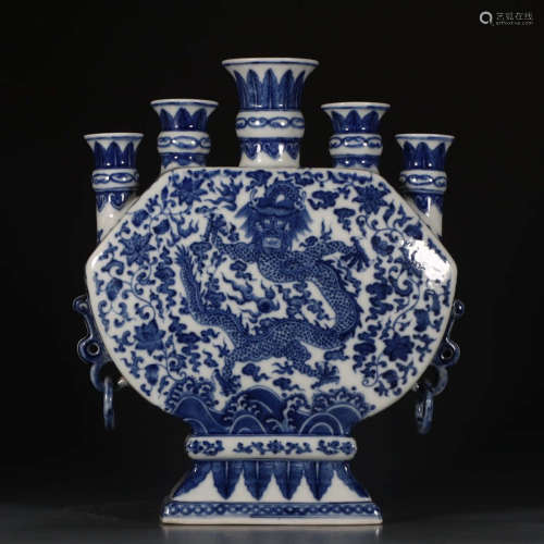 A Chinese Blue and White Dragon Porcelain Bottle