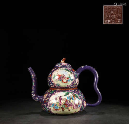 A Chinese Enamel Purple Sand Gourd-shaped Bottle